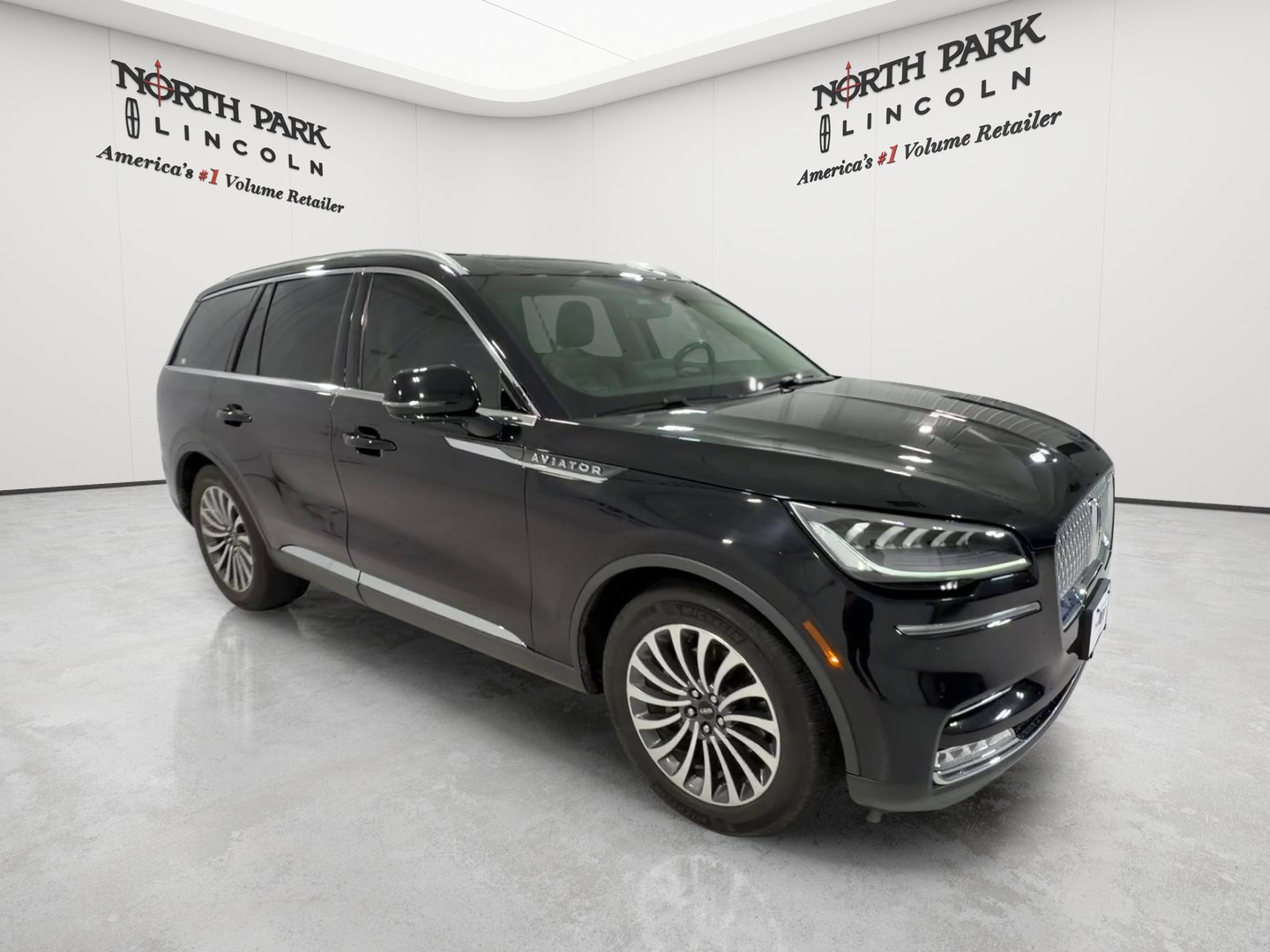 Used 2021 Lincoln Aviator Reserve w/ Elements Package Plus RWD image 7