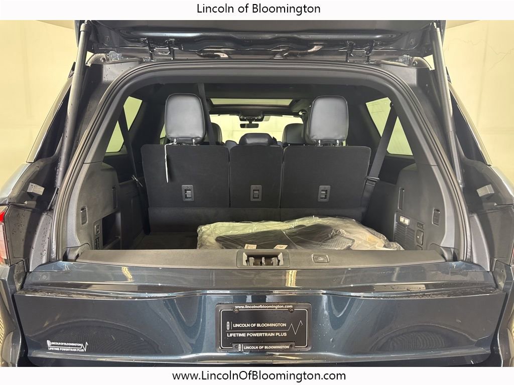 New 2025 Lincoln Navigator L Reserve w/ Jet Appearance Package image 63