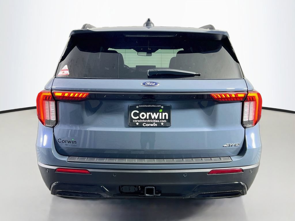 New 2026 Ford Explorer ST-Line w/ ST-Line Street Pack AWD/4WD image 13