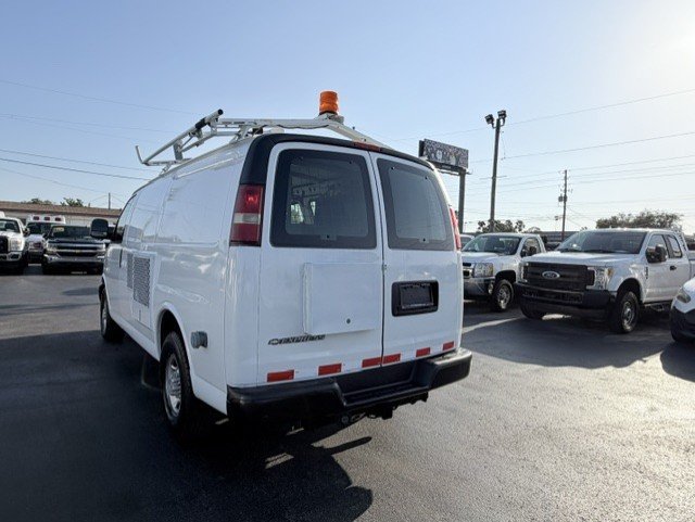 Used 2008 Chevrolet Express 3500 RWD image 8