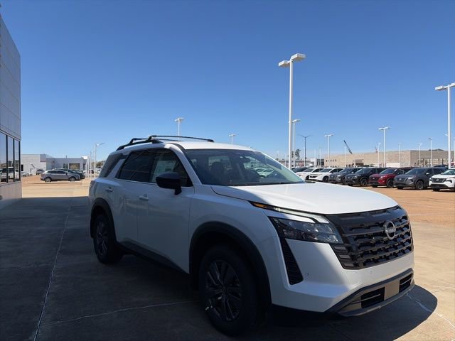 New 2026 Nissan Pathfinder SV image 5