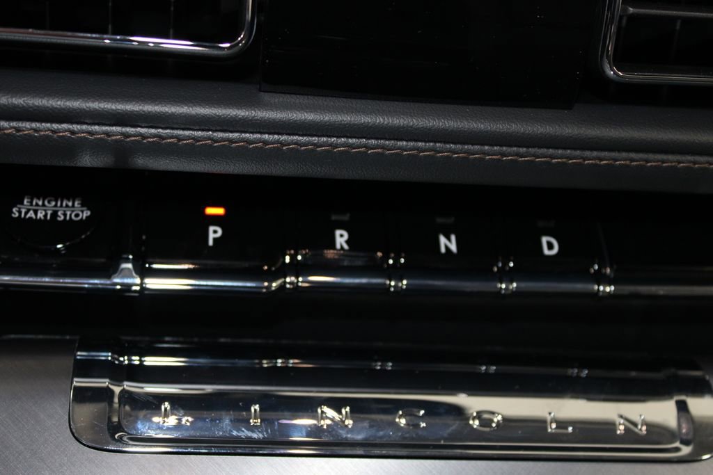 New 2026 Lincoln Aviator AWD image 47