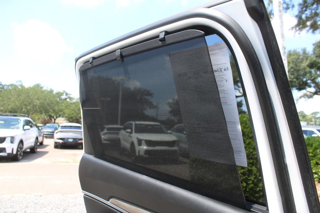 Used 2020 Kia Telluride SX w/ SX Prestige Package AWD/4WD image 28