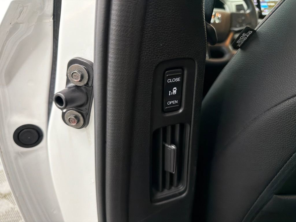 Used 2023 Honda Odyssey Sport image 24