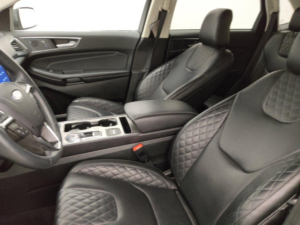 Used 2024 Ford Edge Titanium image 17