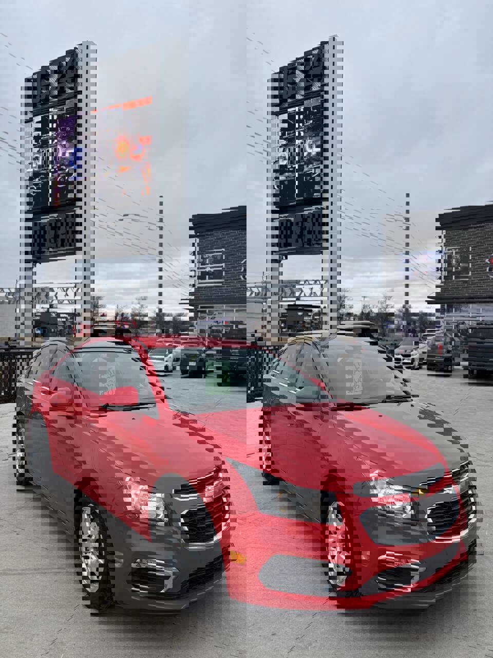 Used 2015 Chevrolet Cruze LT image 1