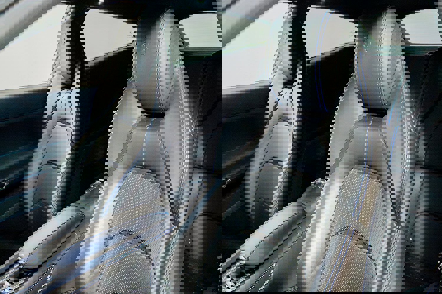 Certified 2019 Ferrari GTC4Lusso T RWD image 22