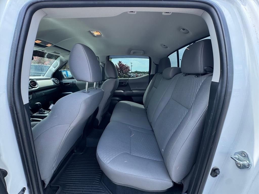 Used 2023 Toyota Tacoma SR5 w/ Technology Package AWD/4WD image 11