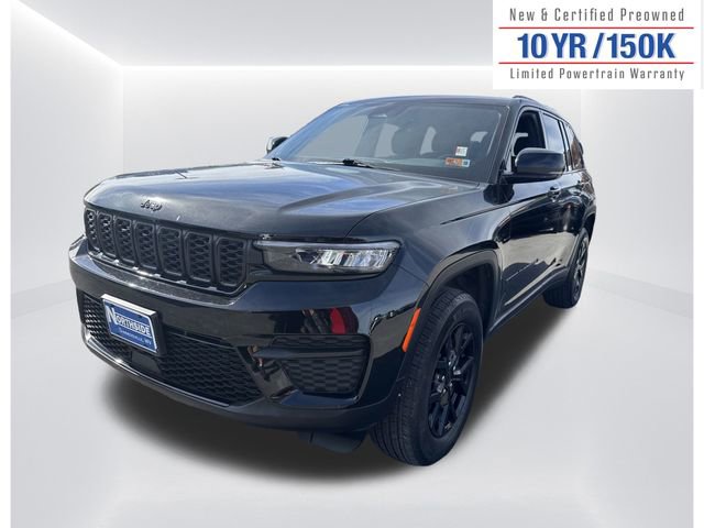 Used 2025 Jeep Grand Cherokee Altitude image 1