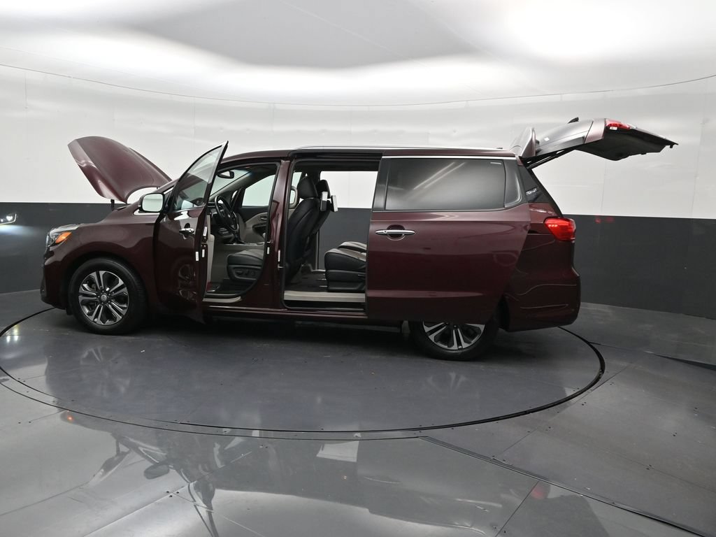 Used 2020 Kia Sedona SX FWD image 33