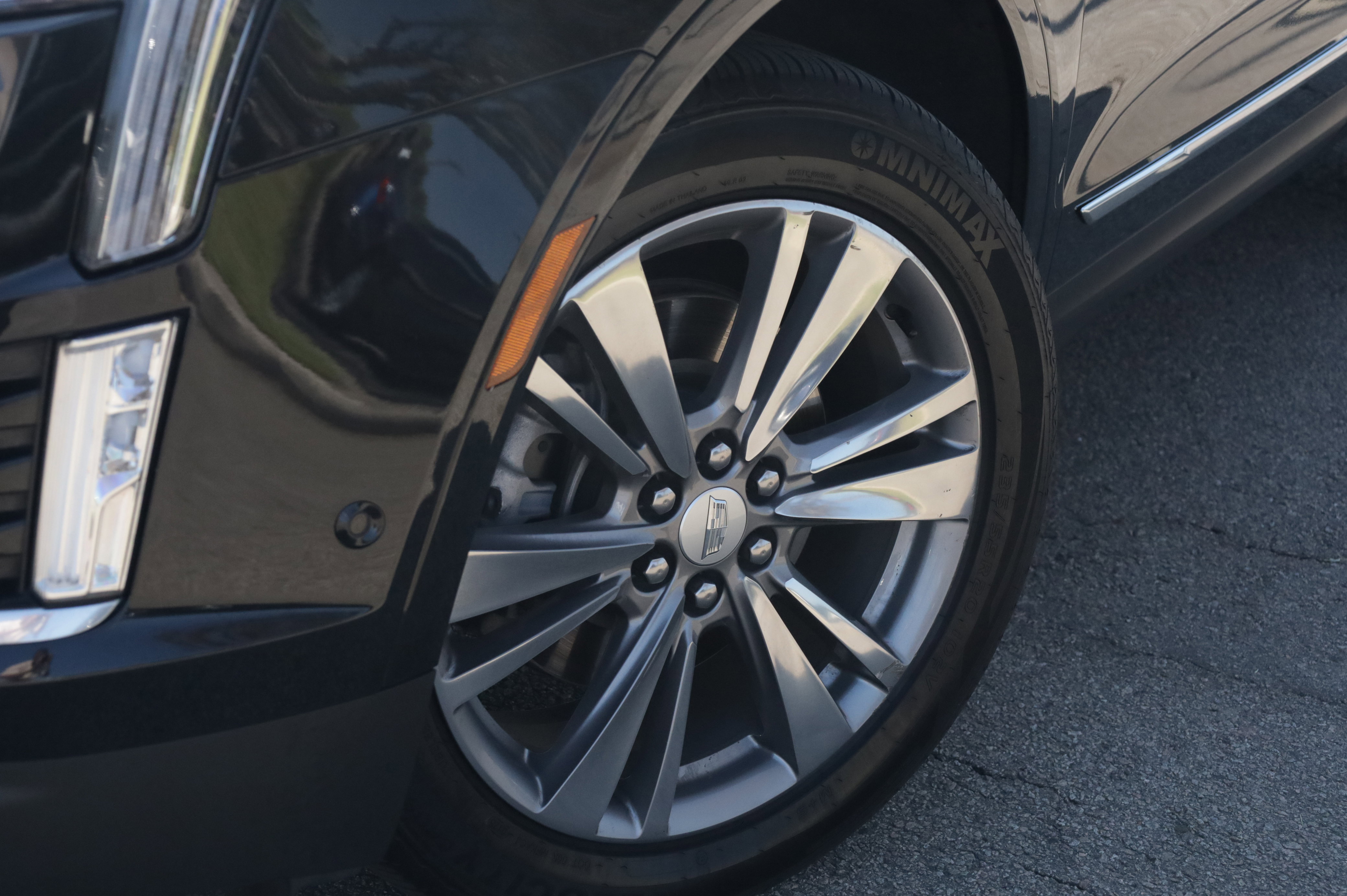 Used 2022 Cadillac XT5 Premium Luxury w/ Technology Package AWD/4WD image 22