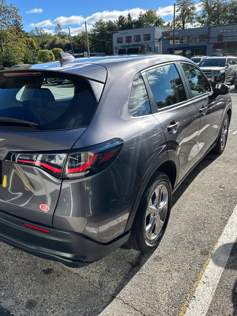 Used 2024 Honda HR-V LX image 7