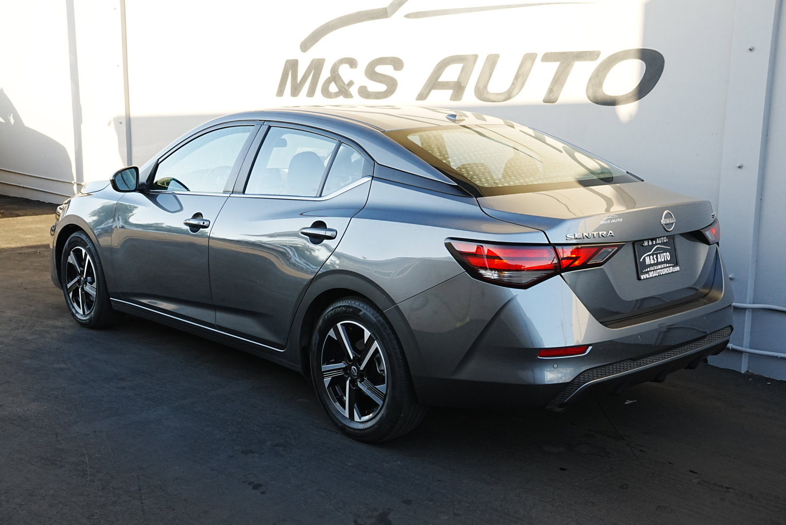 Used 2024 Nissan Sentra SV image 6