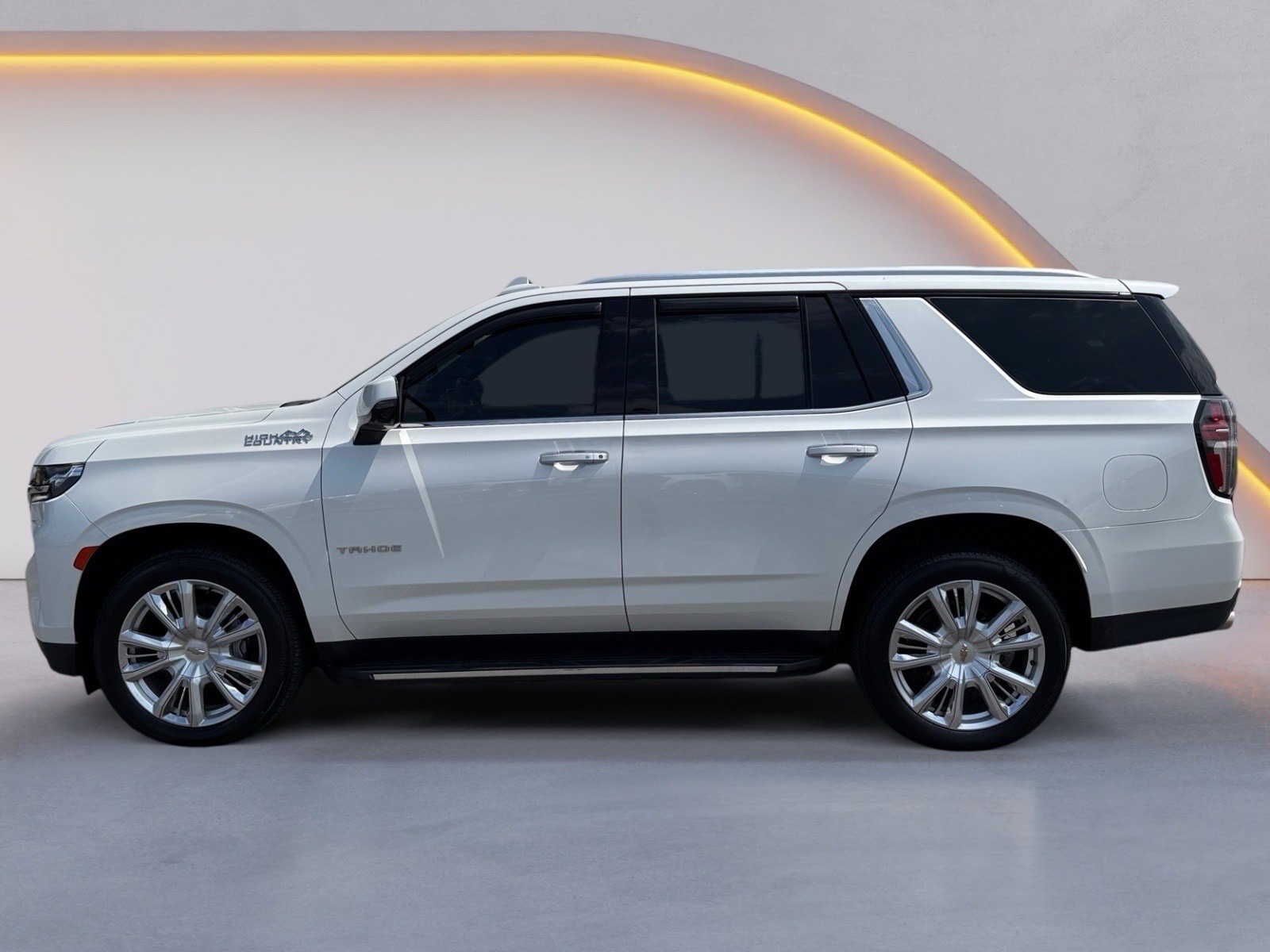Used 2021 Chevrolet Tahoe High Country AWD/4WD image 6