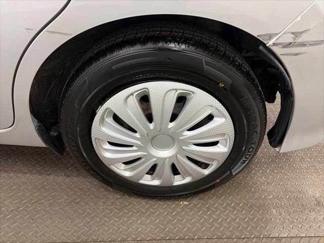 Used 2019 Nissan Versa Note SV FWD image 36