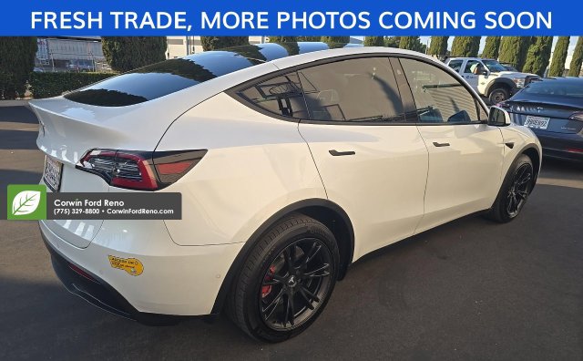 Used 2022 Tesla Model Y Long Range AWD/4WD image 5