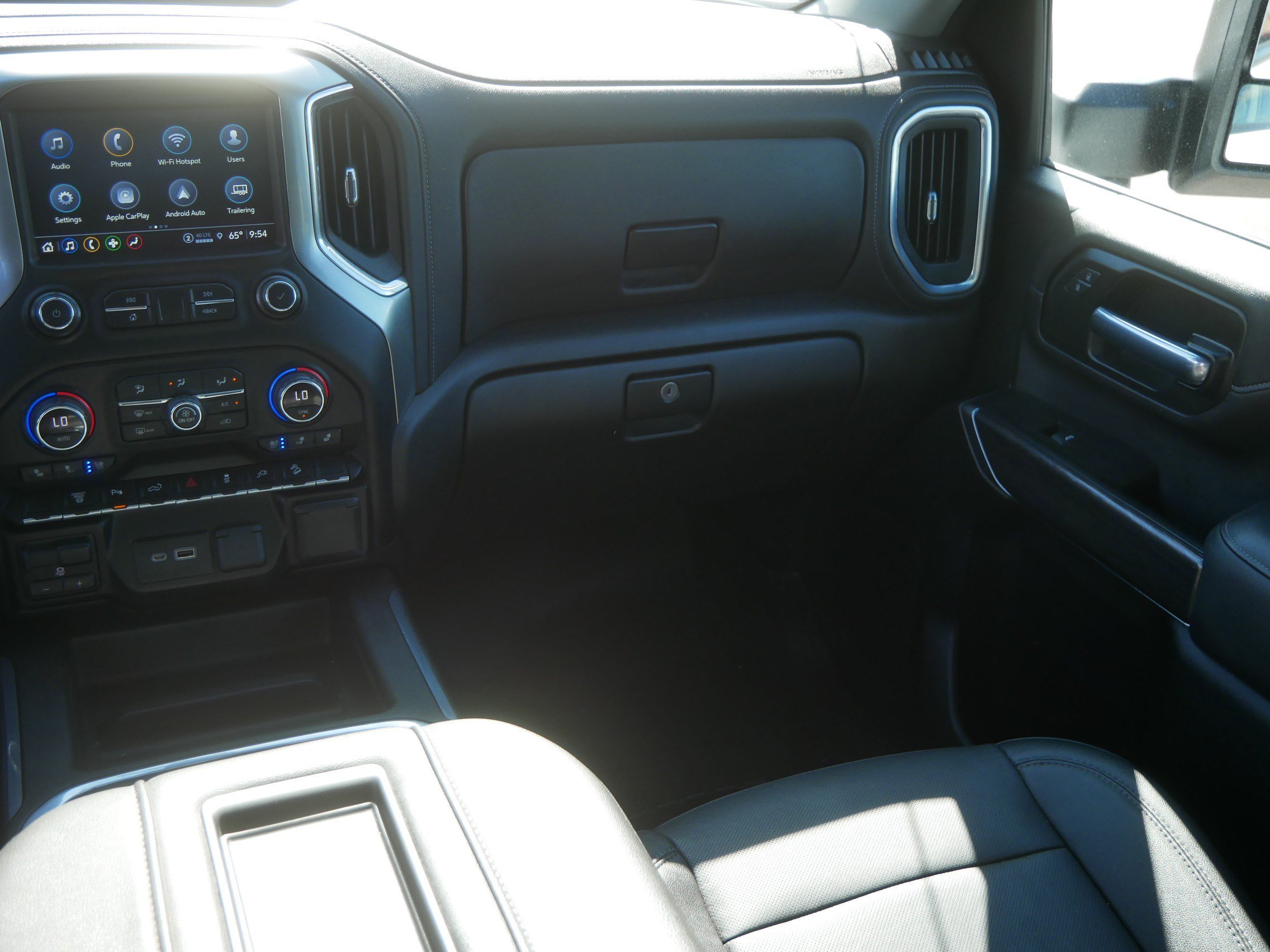 Used 2021 Chevrolet Silverado 2500 LTZ w/ LTZ Plus Package AWD/4WD image 11