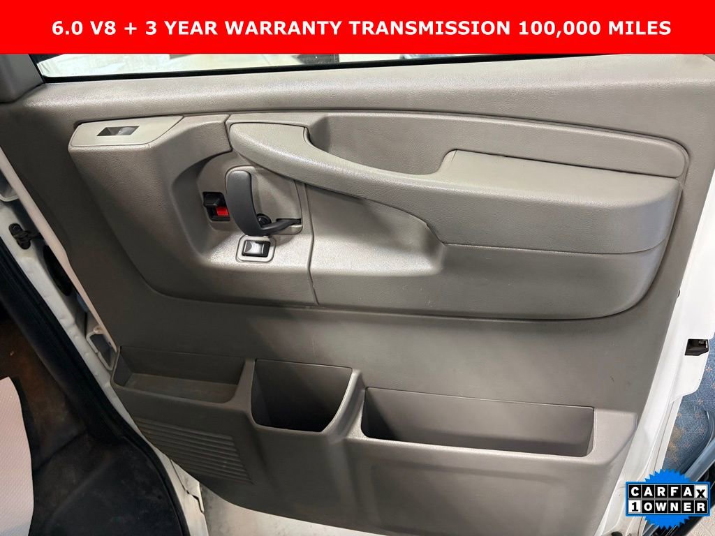 Used 2015 Chevrolet Express 2500 image 16