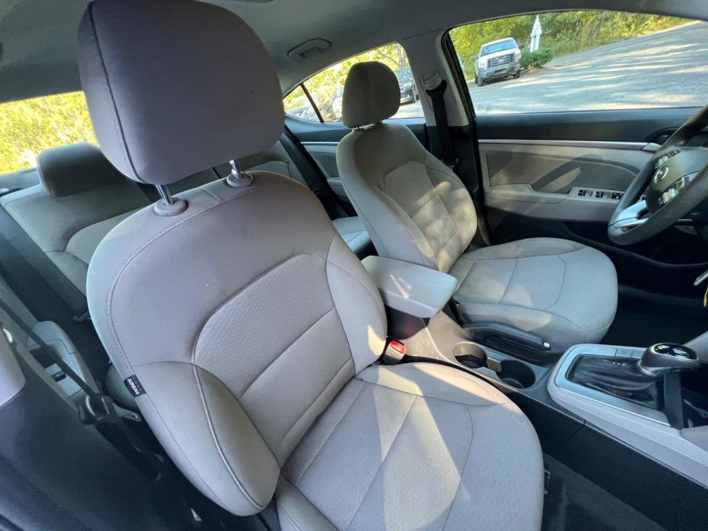 Used 2019 Hyundai Elantra SEL image 24