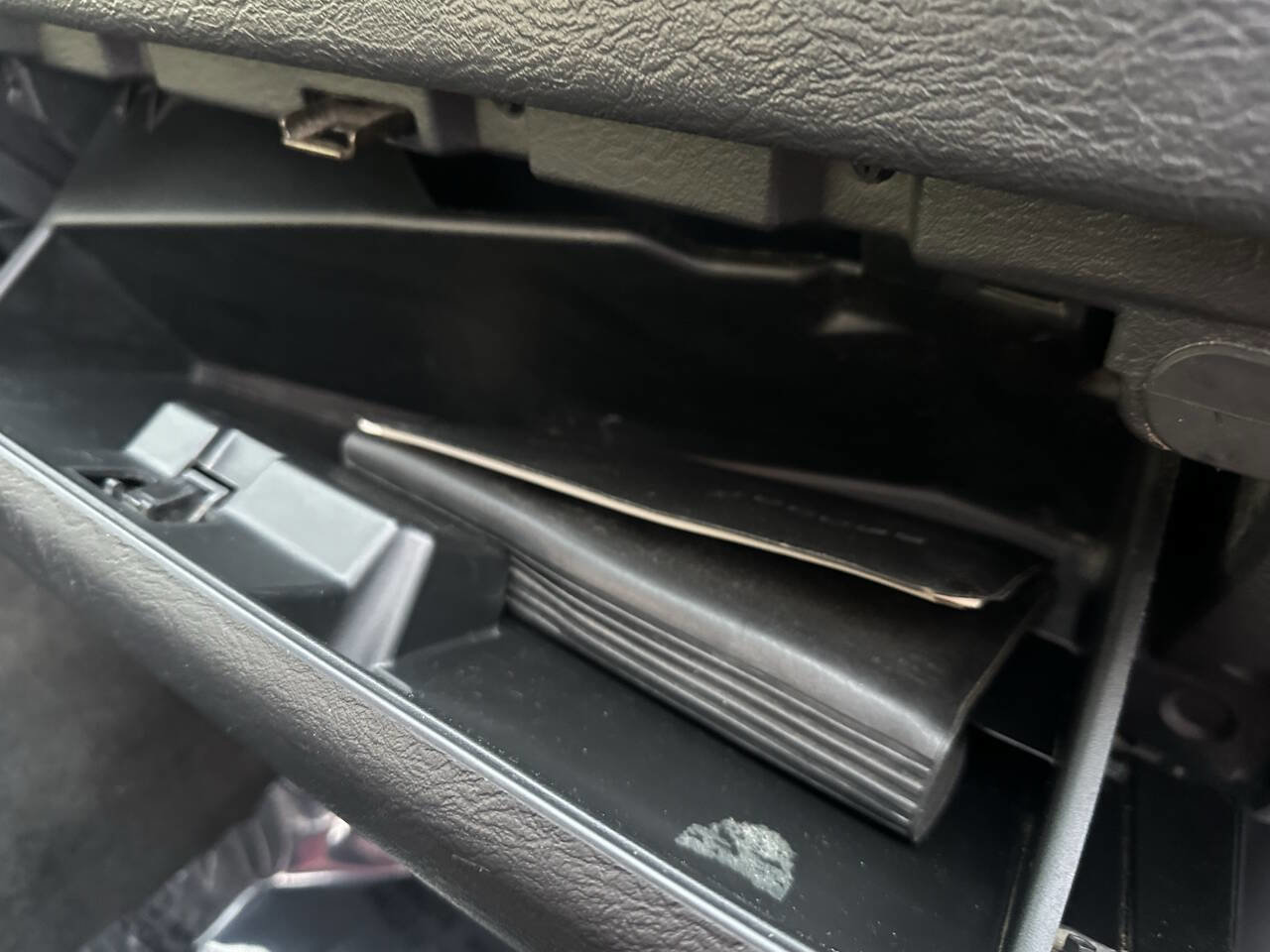 Used 2004 Dodge Ram 1500 Truck ST w/ ST Value Group image 22