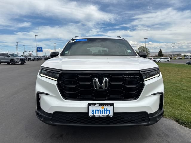 Used 2025 Honda Pilot Black Edition image 8