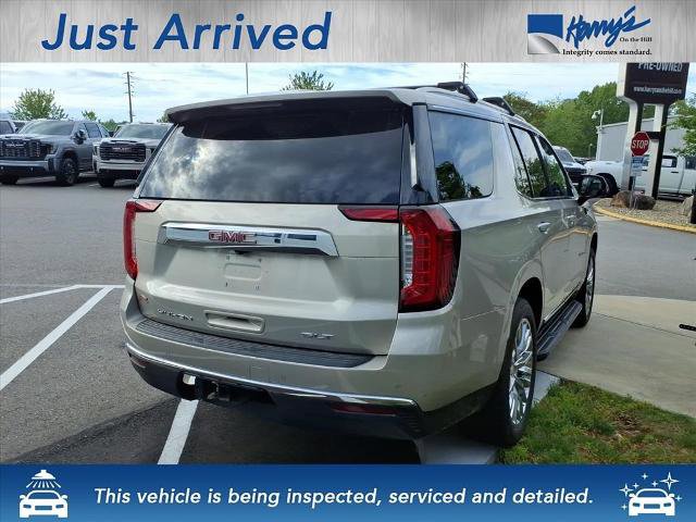 Certified 2023 GMC Yukon SLT w/ SLT Luxury Package AWD/4WD image 4