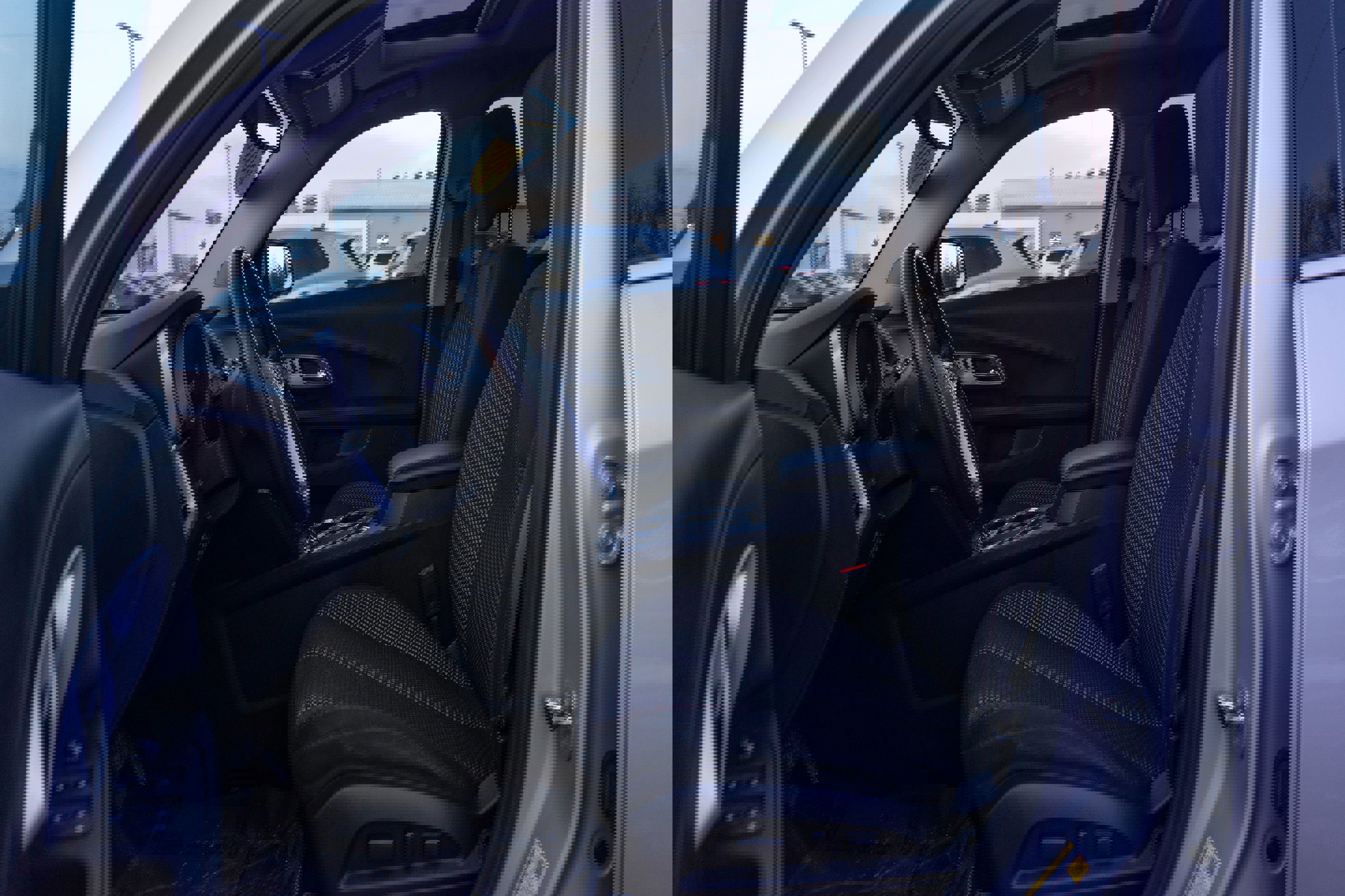 Used 2016 Chevrolet Equinox LT w/ Convenience Package image 11