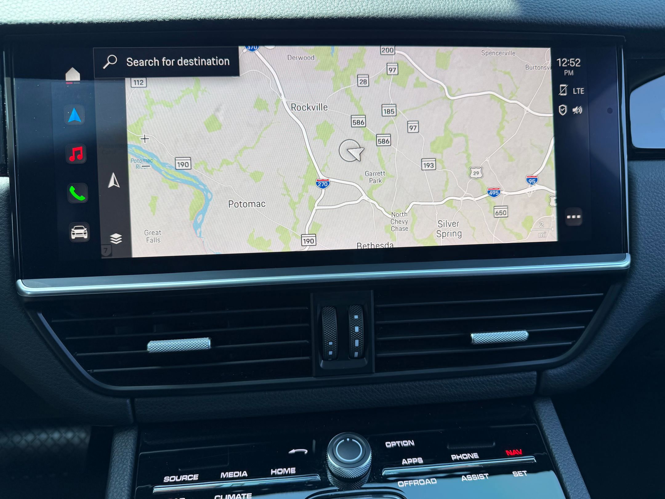 Used 2023 Porsche Cayenne E-Hybrid image 28