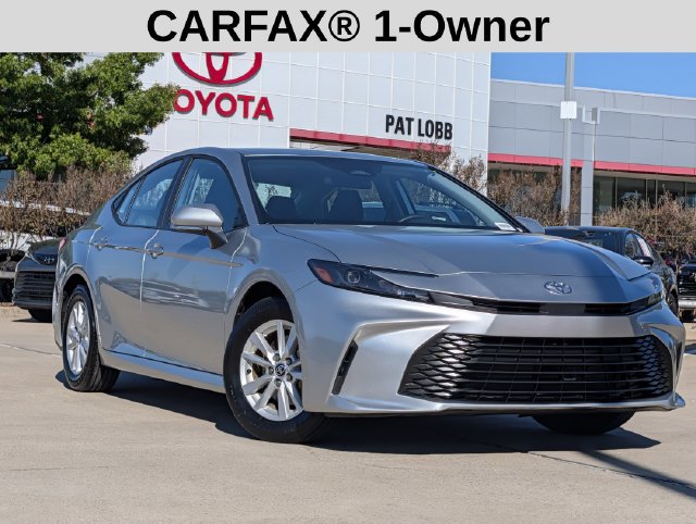Used 2026 Toyota Camry LE FWD image 2