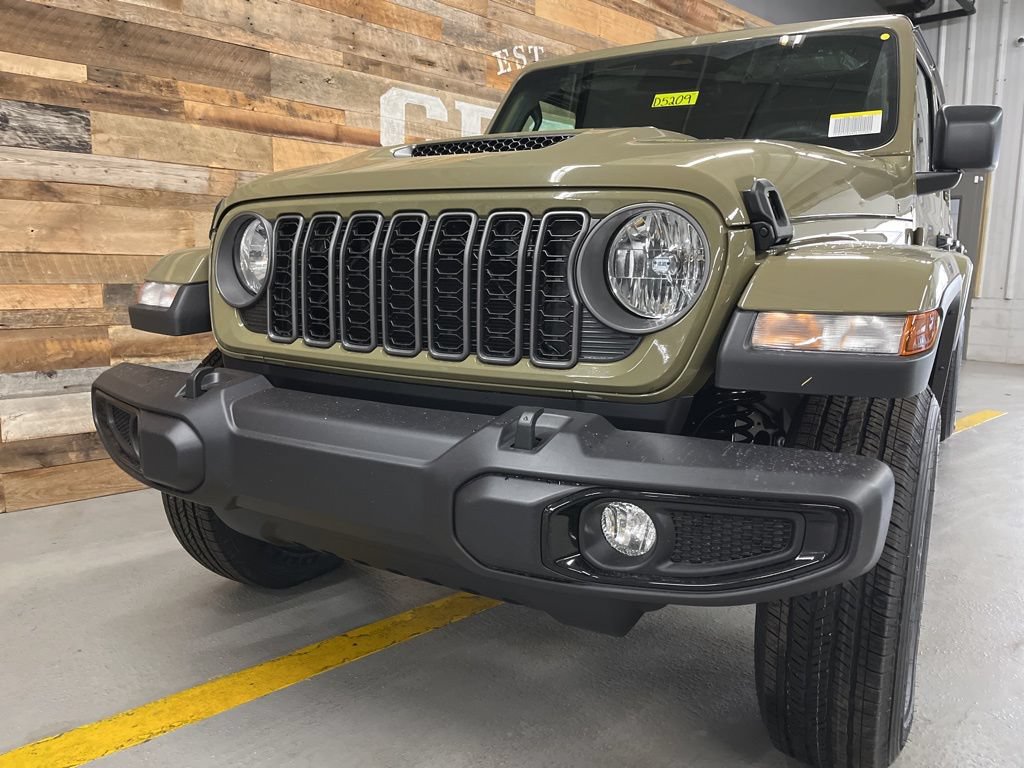 New 2026 Jeep Gladiator Sport AWD/4WD image 6