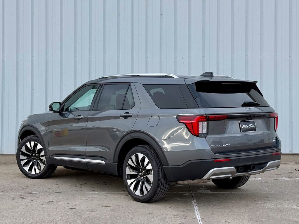 Certified 2025 Ford Explorer Platinum w/ LUX Leather Package AWD/4WD image 4