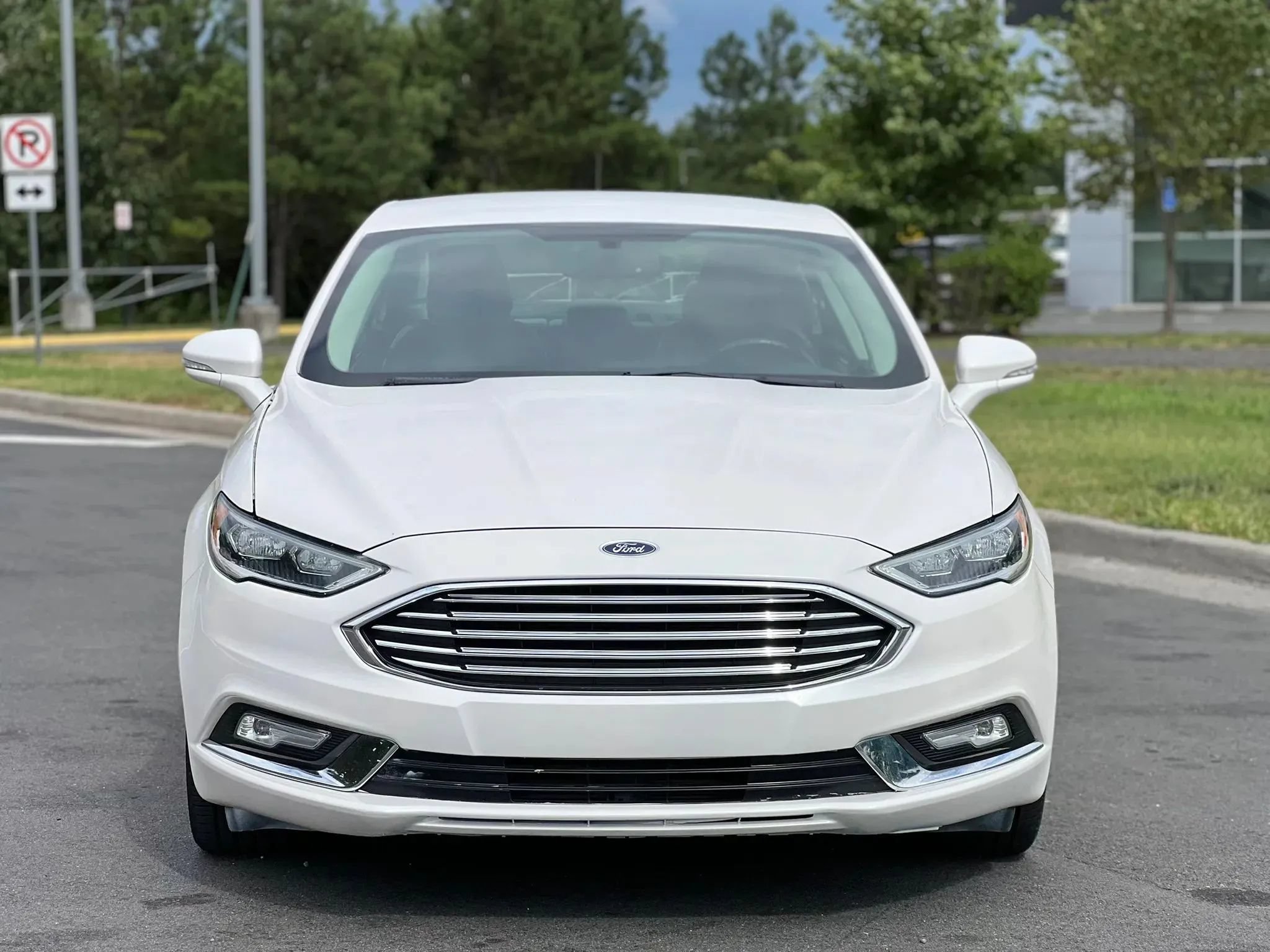 Used 2017 Ford Fusion Titanium AWD/4WD image 8
