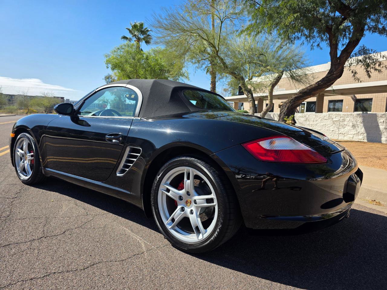 Used 2005 Porsche Boxster S image 10