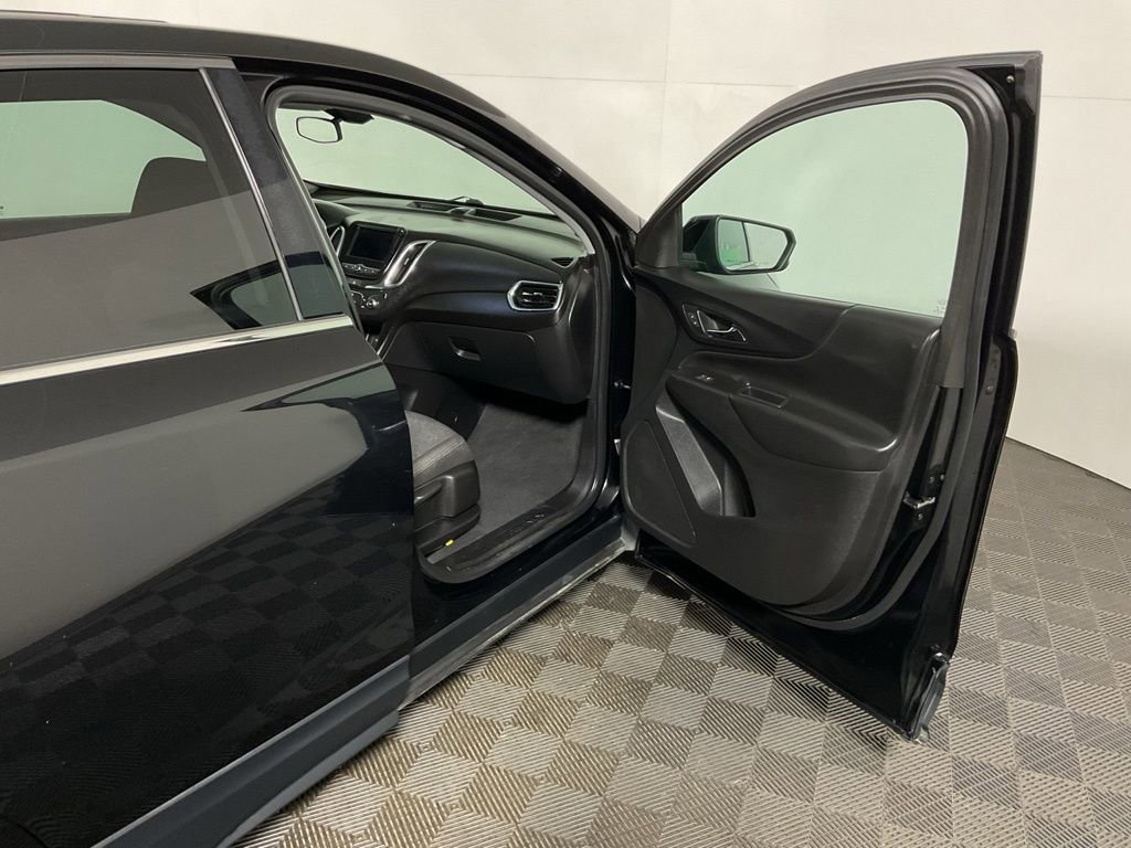 Used 2019 Chevrolet Equinox LT image 32