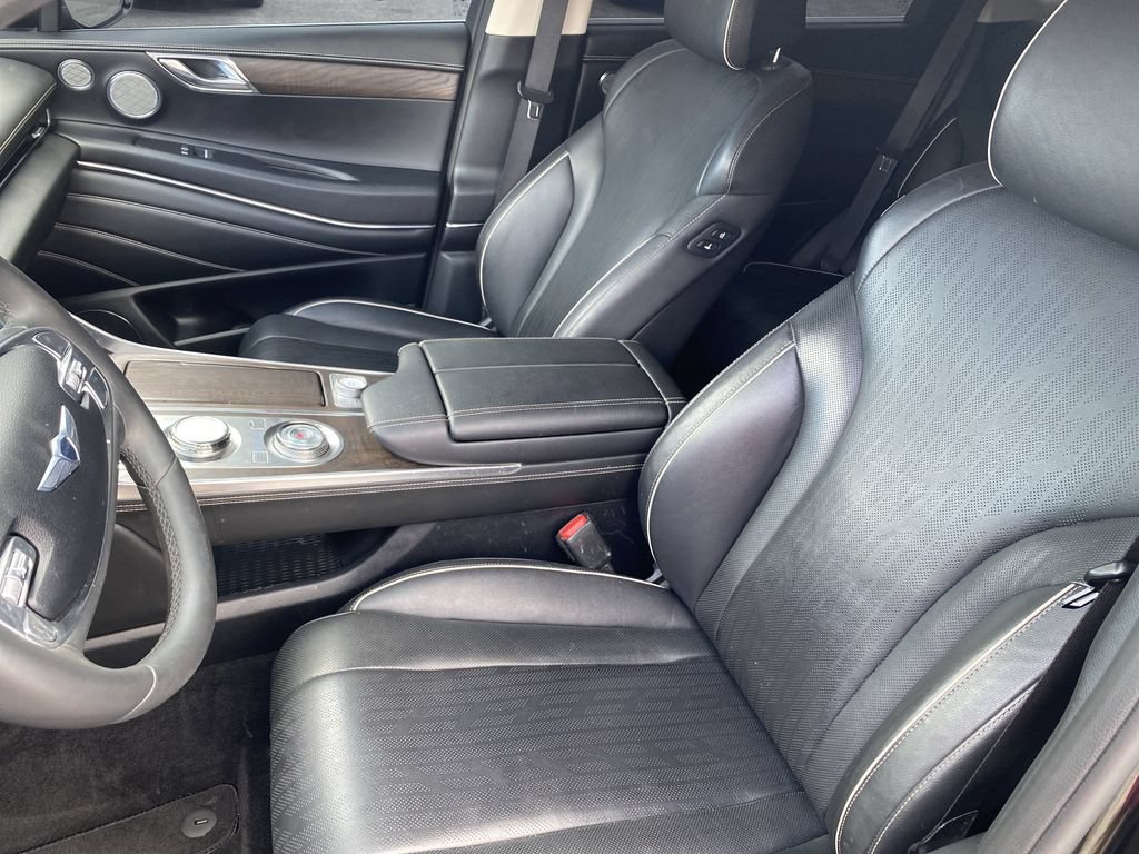 Used 2024 Genesis GV80 2.5T w/ Prestige Package AWD/4WD image 11