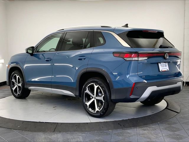 New 2026 Volkswagen Tiguan SE AWD/4WD image 2