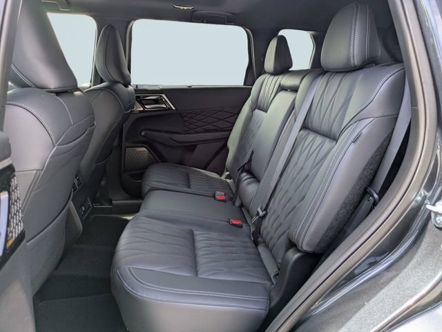 New 2026 Mitsubishi Outlander SEL Black Edition FWD image 15