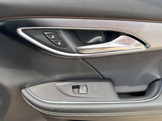 Used 2025 Buick Envision Sport Touring image 34