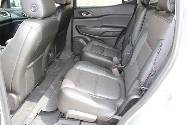 Used 2019 GMC Acadia SLT image 6