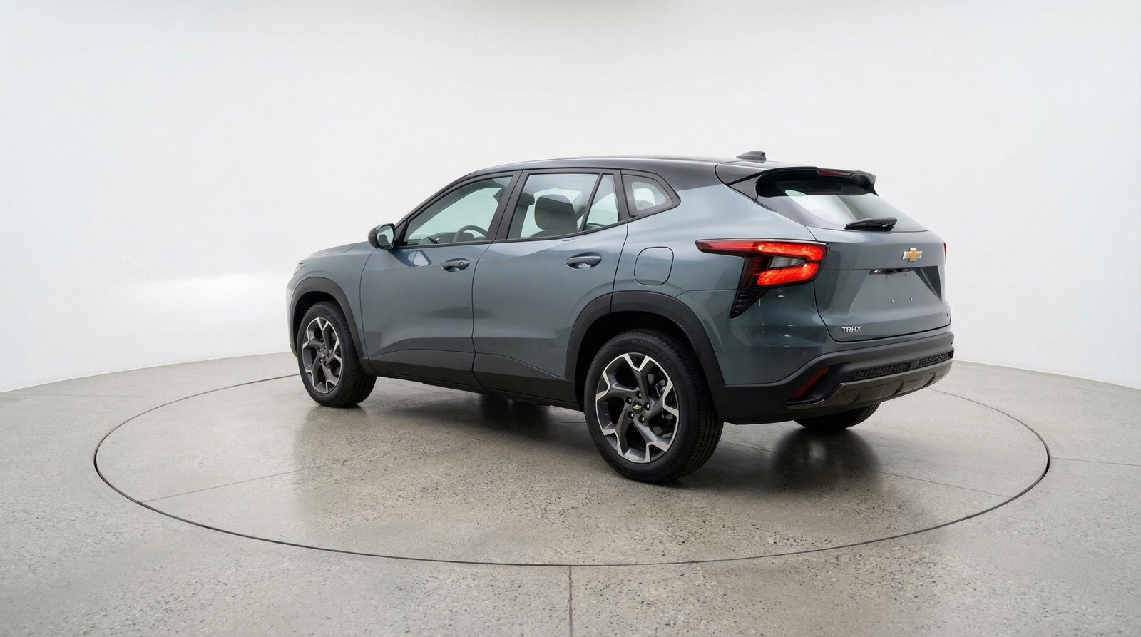 Used 2025 Chevrolet Trax LT image 6