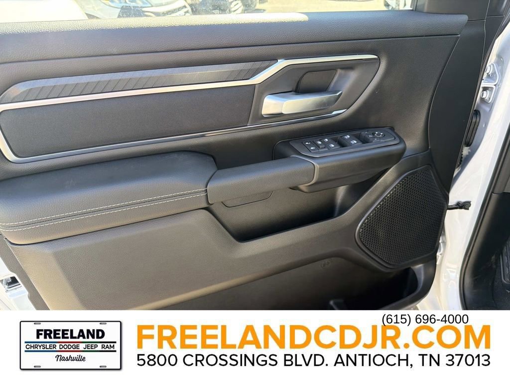 New 2026 RAM 1500 4x4 Crew Cab image 16