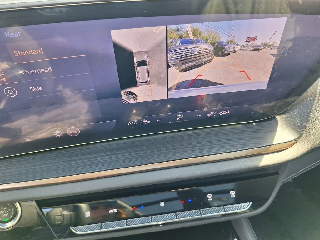 Used 2024 Buick Envision Avenir image 30