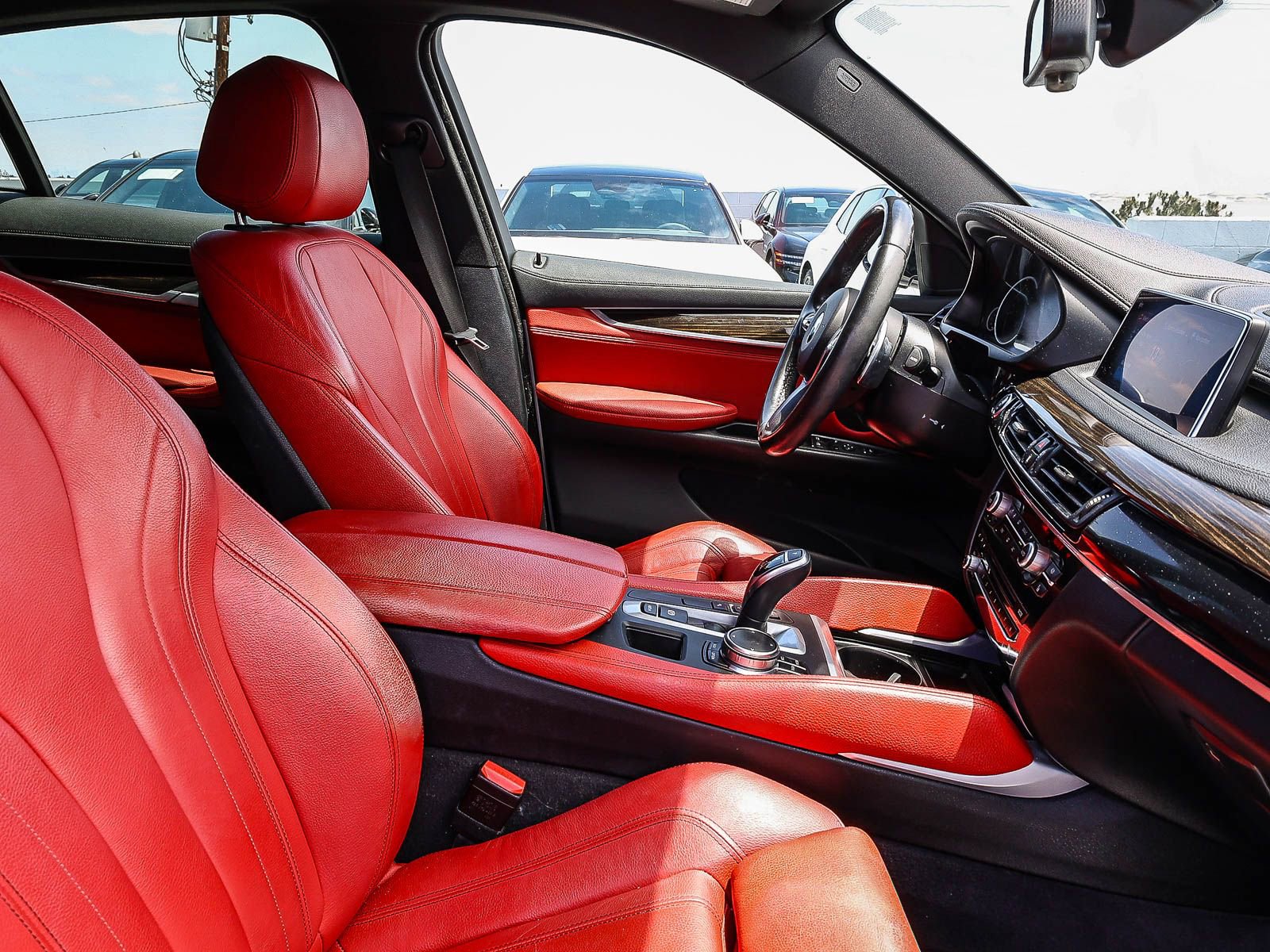 Used 2019 BMW X6 sDrive35i w/ M Sport Package RWD image 18