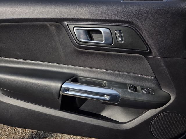 Used 2019 Ford Mustang EcoBoost image 16