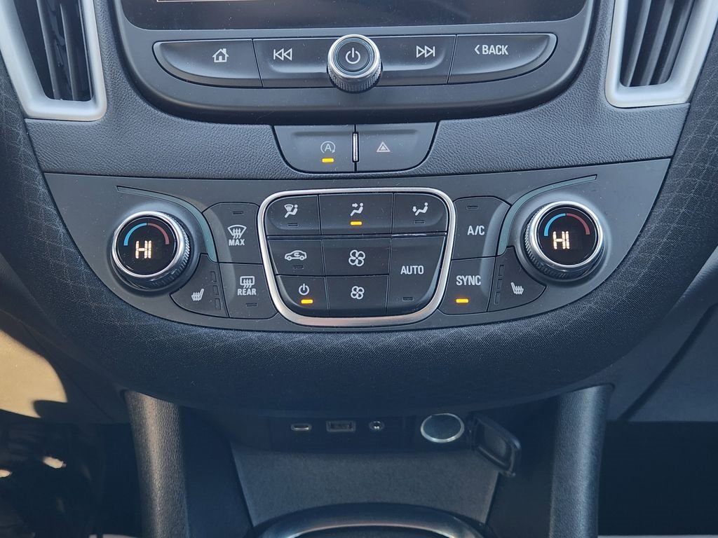 Used 2024 Chevrolet Malibu LT image 14