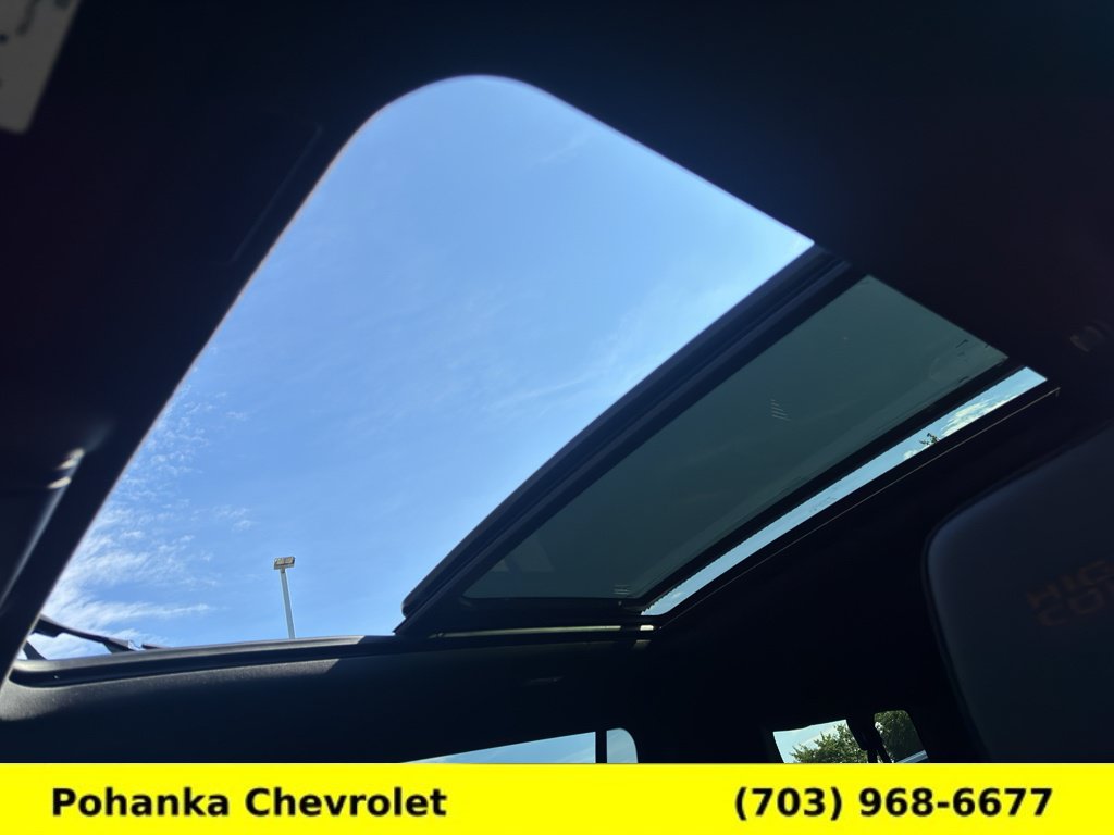 New 2026 Chevrolet Suburban High Country w/ Sun And Tow Package AWD/4WD image 20