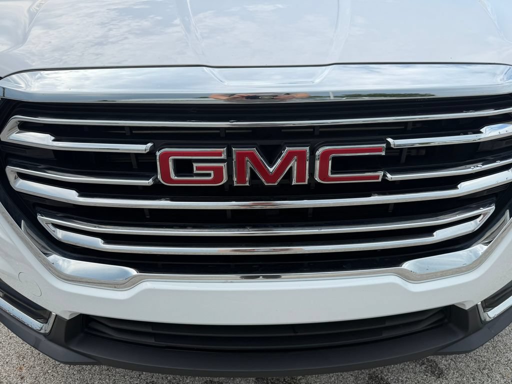 Used 2024 GMC Terrain SLT FWD image 28