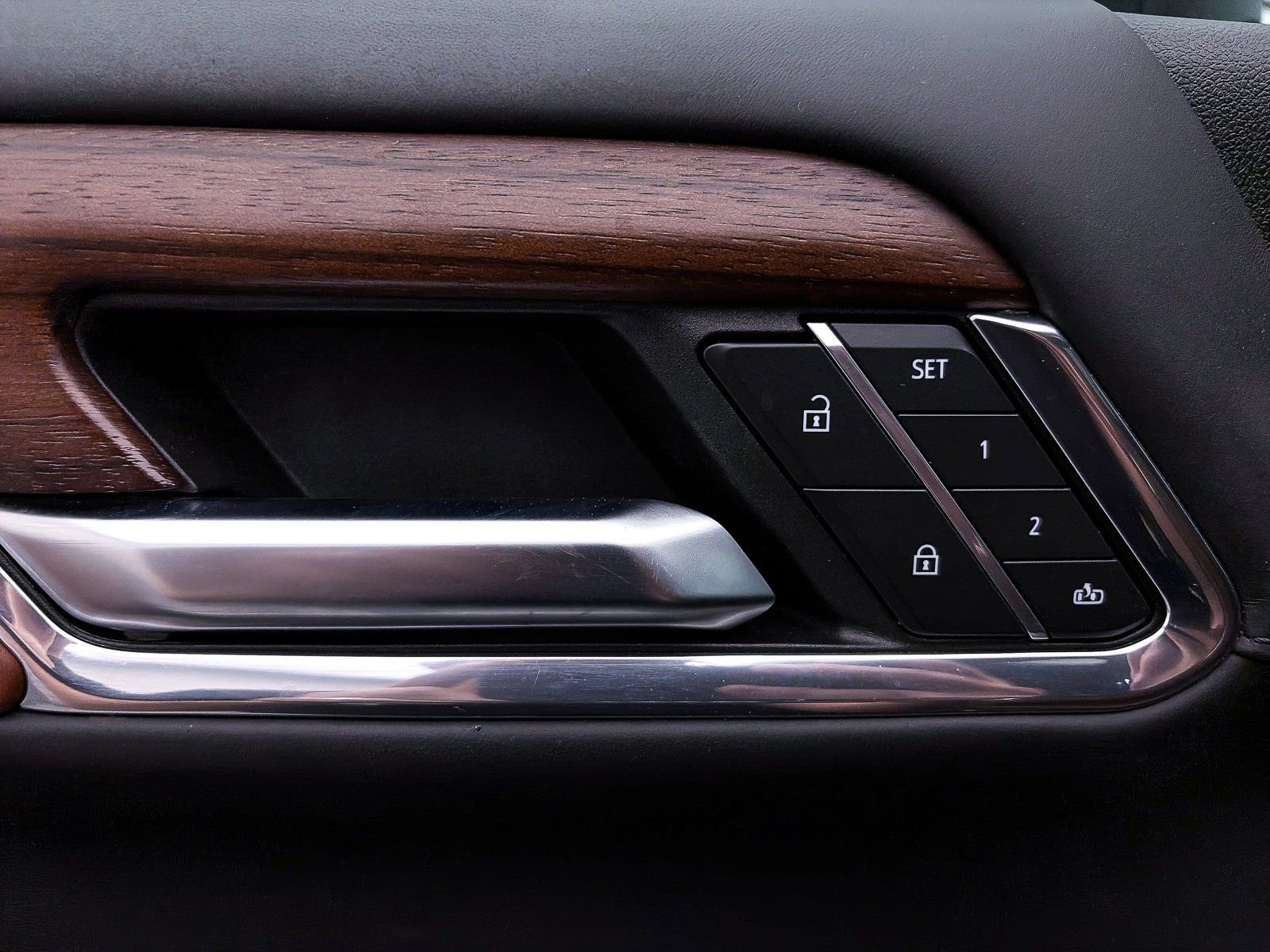 Used 2024 GMC Sierra 2500 Denali Ultimate image 21