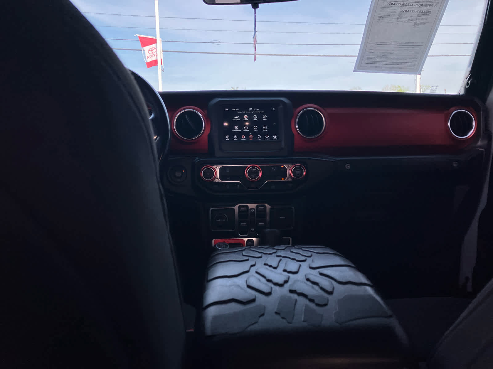 Used 2020 Jeep Gladiator Rubicon w/ Auxiliary Switch Group image 38