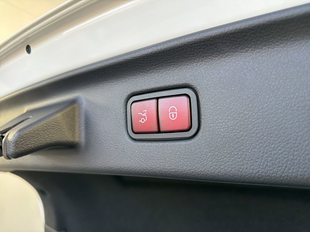 Certified 2022 Mercedes-Benz S 580 4MATIC Sedan image 37